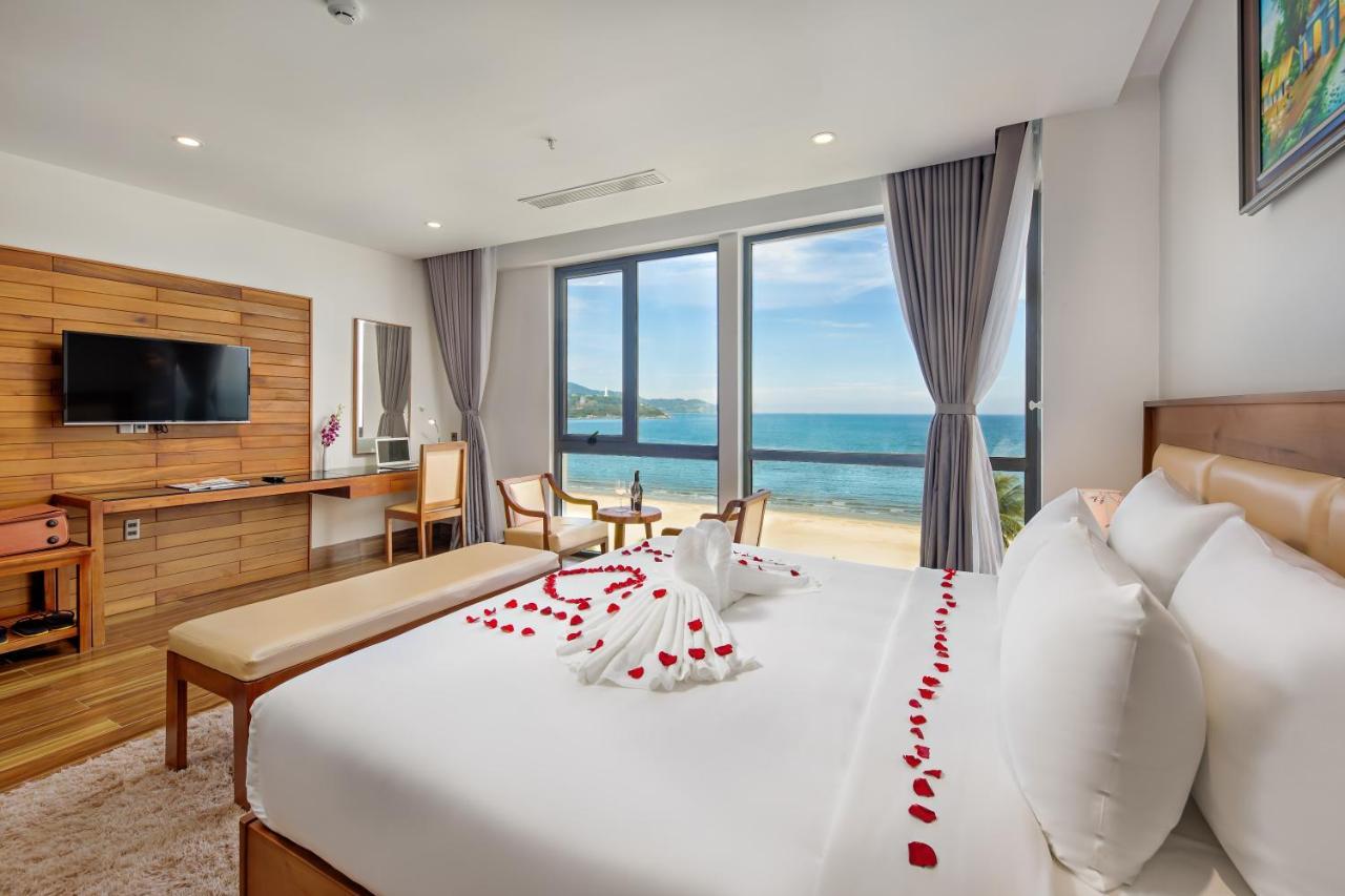 Alisia Beach Hotel Ντα Νανγκ Εξωτερικό φωτογραφία