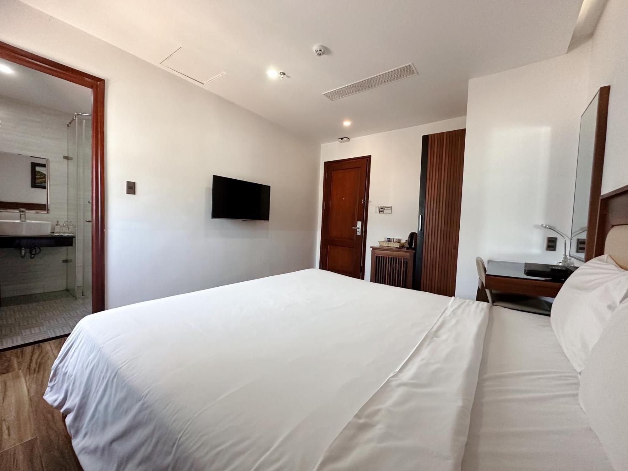 Alisia Beach Hotel Ντα Νανγκ Εξωτερικό φωτογραφία