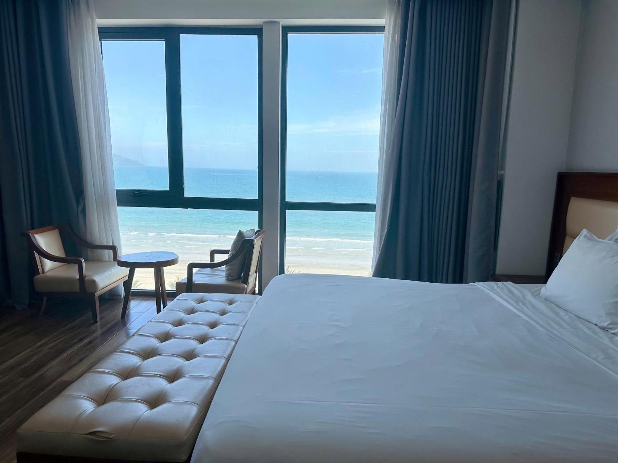 Alisia Beach Hotel Ντα Νανγκ Εξωτερικό φωτογραφία
